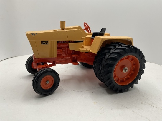 Ertl CASE 1070 Tractor