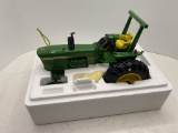 Ertl Precision Classics John Deere 4000 Tractor