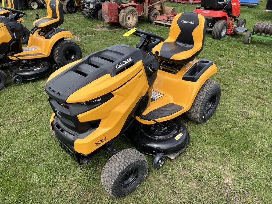 2022 Cub Cadet XT1 LT42 Lawn Tractor