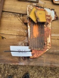 Side Tin