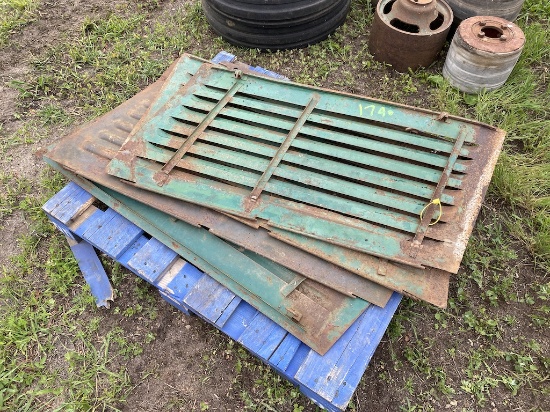 Oliver Side Panels