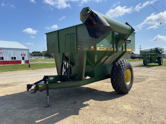 John Deere 500 Grain Cart