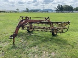 New Holland 256 Rake