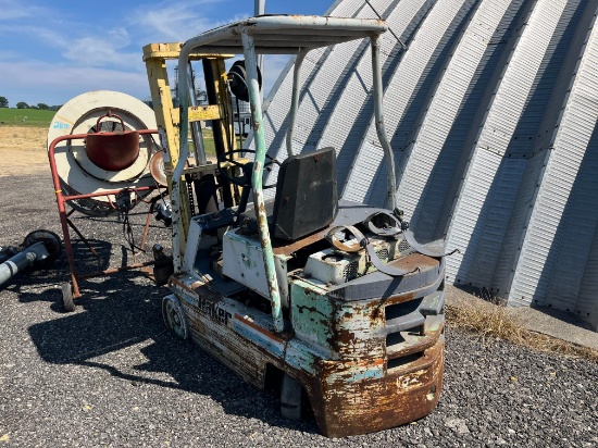 Haker Forklift