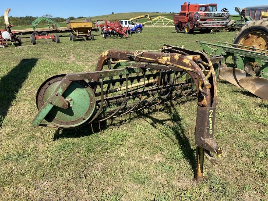 John Deere Rake