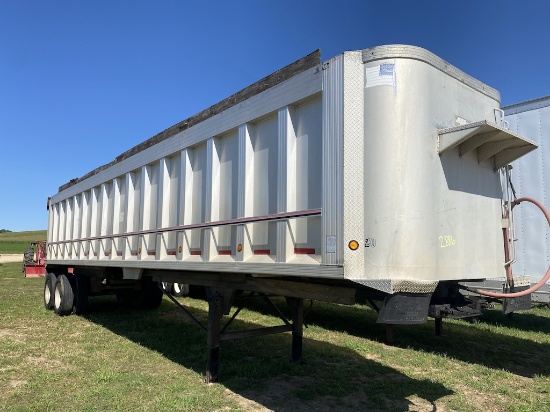1994 Travis Grain Trailer