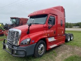 2013 Freightliner Cascadia Sleeper Semi
