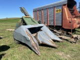 New Idea 324 Picker