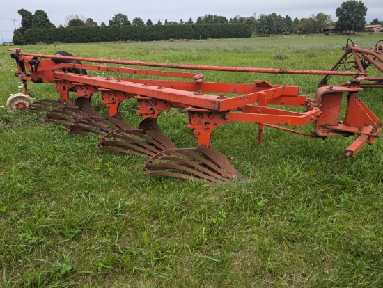 5 row  Plow