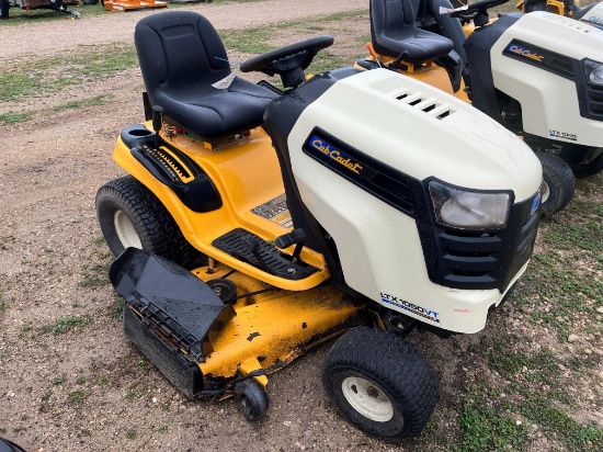 Cub Cadet LTX 1050 VT Lawn Tractor