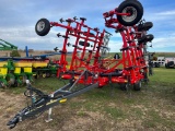 Wil-Rich 11XL2 30-32 Field Cultivator