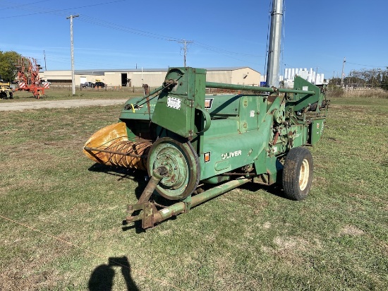Oliver 62 T Baler