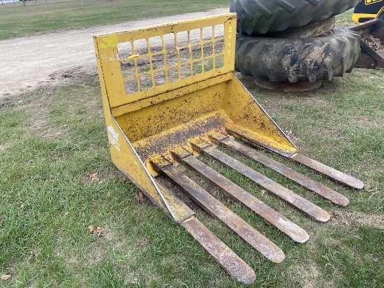 Yukon Jack Bucket