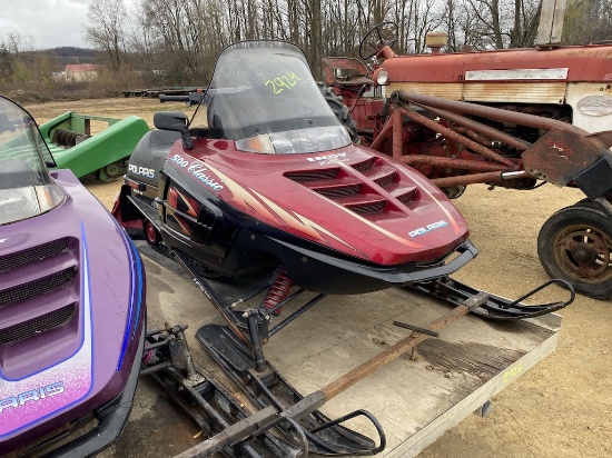 1999 Polaris 500 Classic Snowmobile