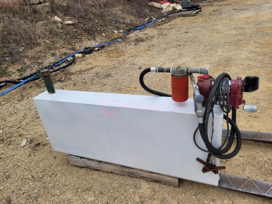 Pick-Up Truck L Fuel Tank and Pump