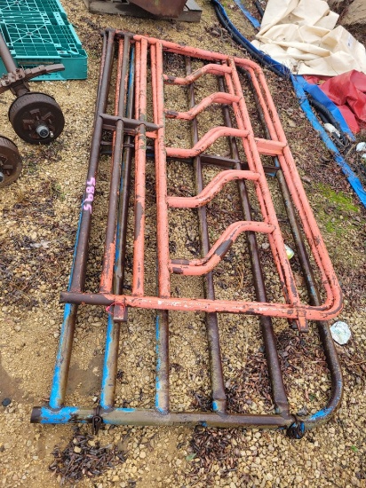 (3) Gate Sections