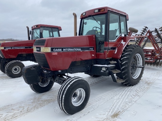 Case IH 7110 Magnum Tractor