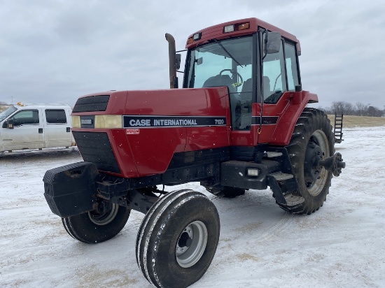 Case IH 7120 Magnum Tractor