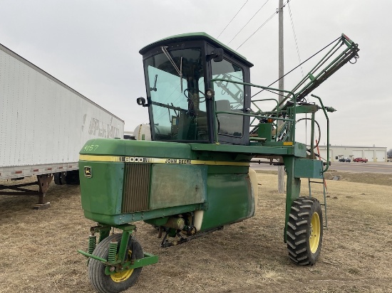 John Deere 6000 Self Propelled Sprayer