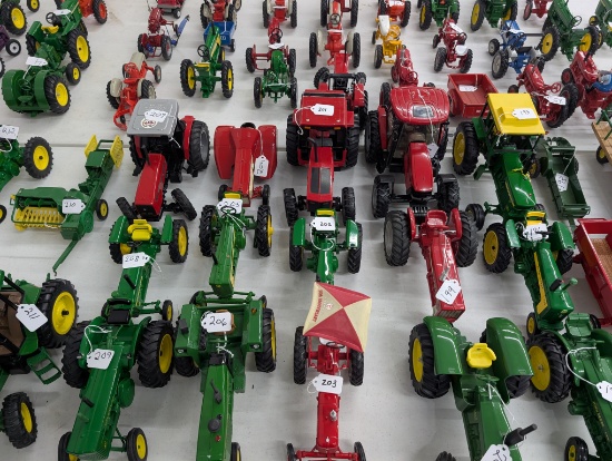 Ken & Mary Shaefer Toy Collection Auction