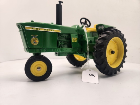 Ertl John Deere 2520 Tractor