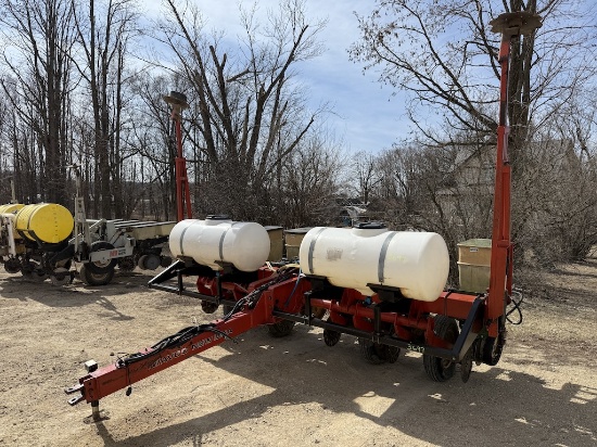 Avco New Idea Planter