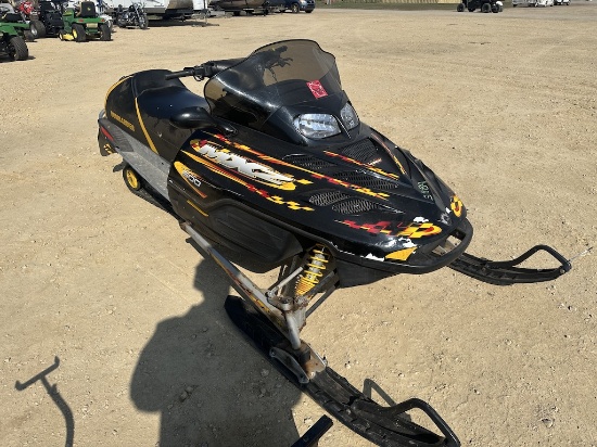 2002 Ski-Doo MXZ 600