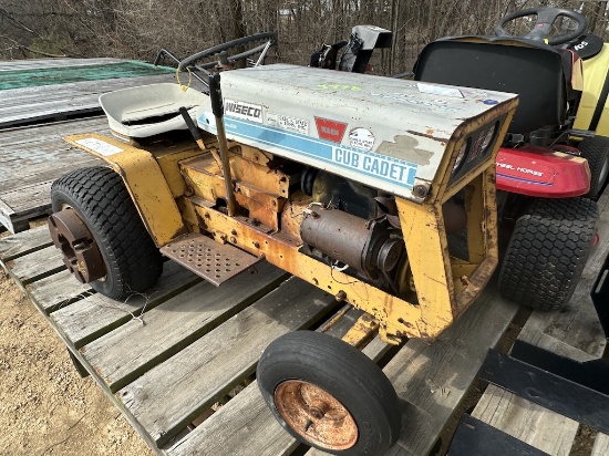 International Cub Cadet Riding Lawn Mower