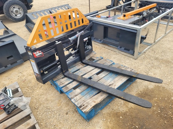 2025 Wolverine PFA-11-3300G Skid Steer Hydraulic Pallet Forks
