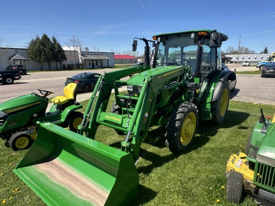 John Deere 5055E Compact Tractor