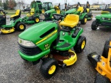 John Deere LA 115 Lawn Mower