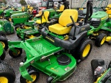 John Deere 757 Zero Turn Lawn Mower