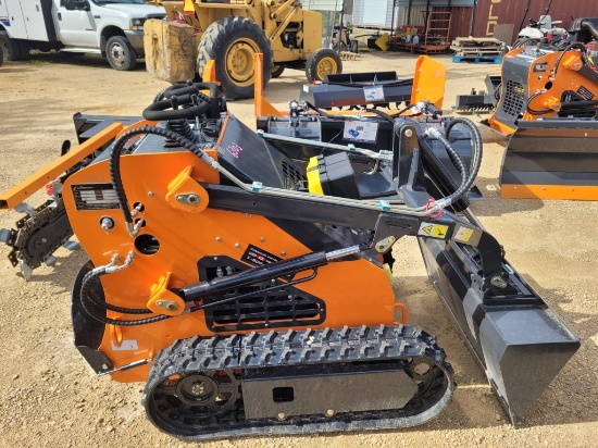 2025 LandHero Mini Skid Steer