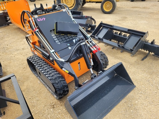 2025 LandHero Mini Skid Steer