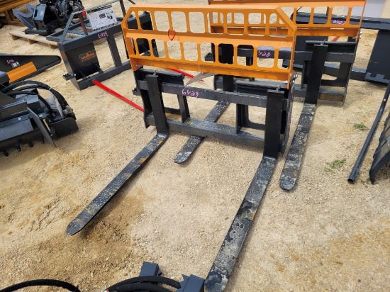 LandHonor Pallet Forks