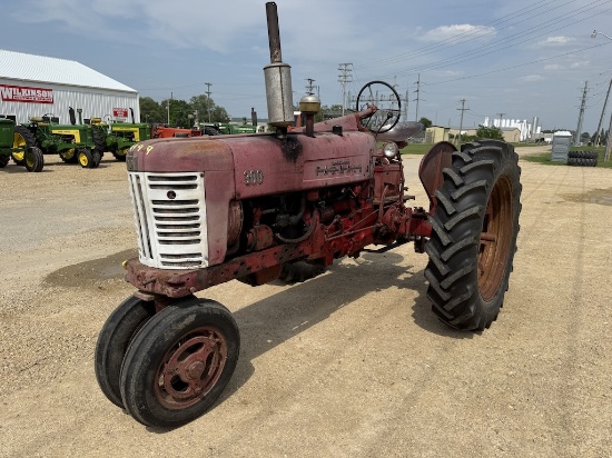 Farmall 300 Tractor