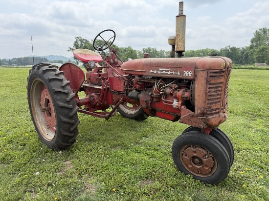 Farmall 200 Tractor