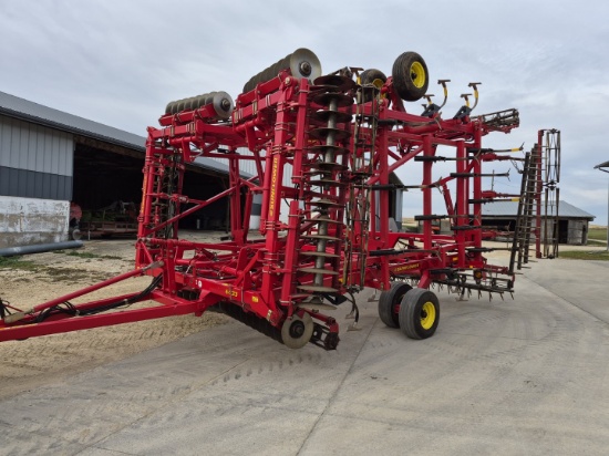 Sunflower 6433 40 ft. Field Finisher