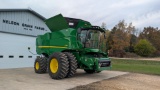John Deere S780 Combine