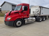 2018 Freightliner Day Cab Semi-Tractor