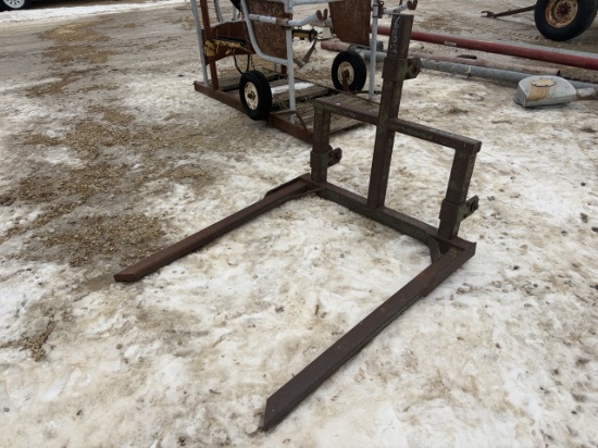 BALE CARRIER