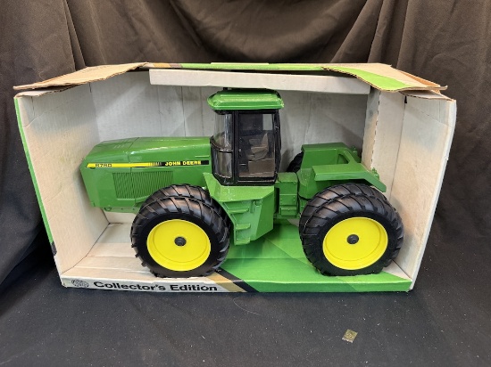 Ertl John Deere 8760