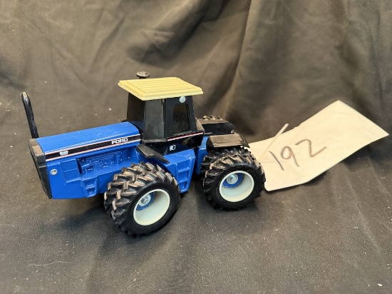 Ertl Ford 846 Versatile