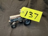 Ertl White Field Boss 185