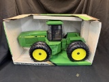 Ertl John Deere 8760