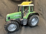 Metal Vario Fendt 716 Tractor