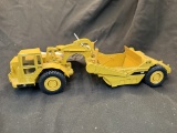 Ertl CAT 631E Motor Scraper