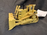 Ertl CAT D10 Dozer