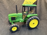 Ertl John Deere 2755