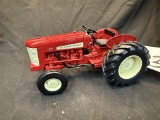 Ertl international 350 Utility